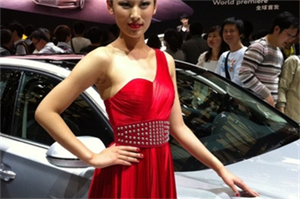 Seeking greenery, feeling the natural warmth in Shanghai's backyard garden